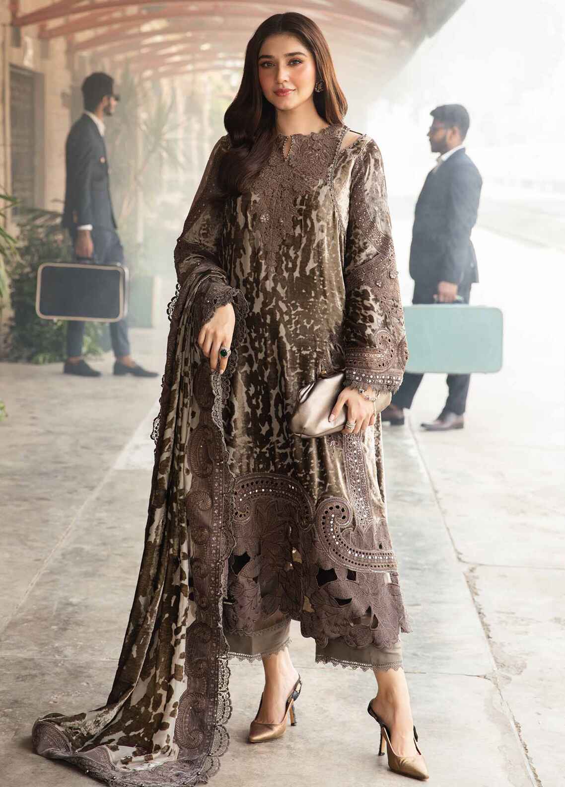 Embroidered Lawn 3 Piece Unstitched Suit MBL-DL-1201 - Summer Collection