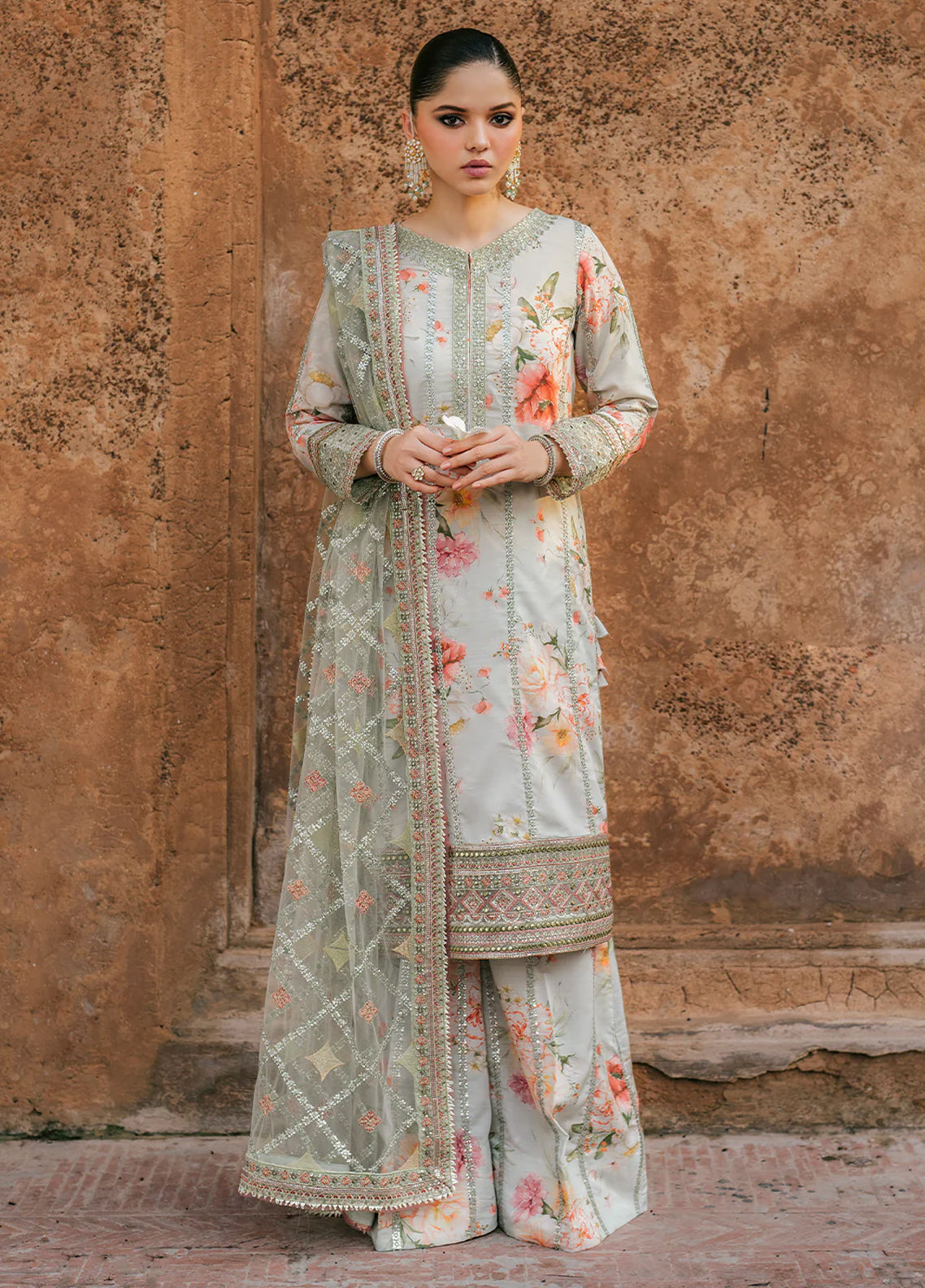 Embroidered Lawn 3 Piece Unstitched Suit IL-UE-311 - Summer Collection