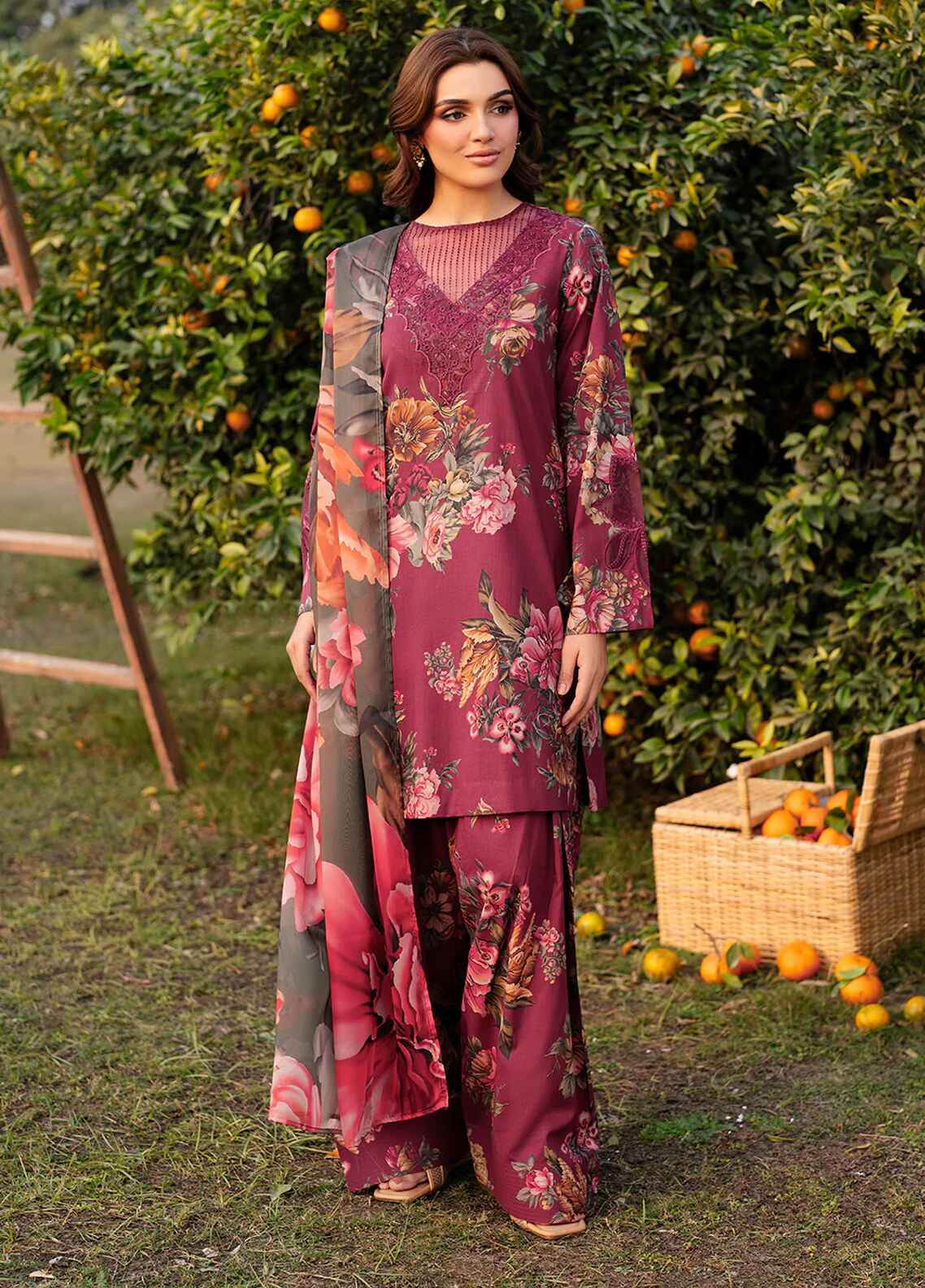 Embroidered Lawn 3 Piece Unstitched Suit IL-UE-385-25 - Summer Collection