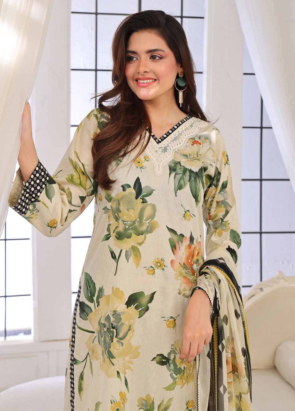 Bahar By Polawn Printed Stitched 3 Piece Lawn Suit PD-25-205-A Ready to Wear