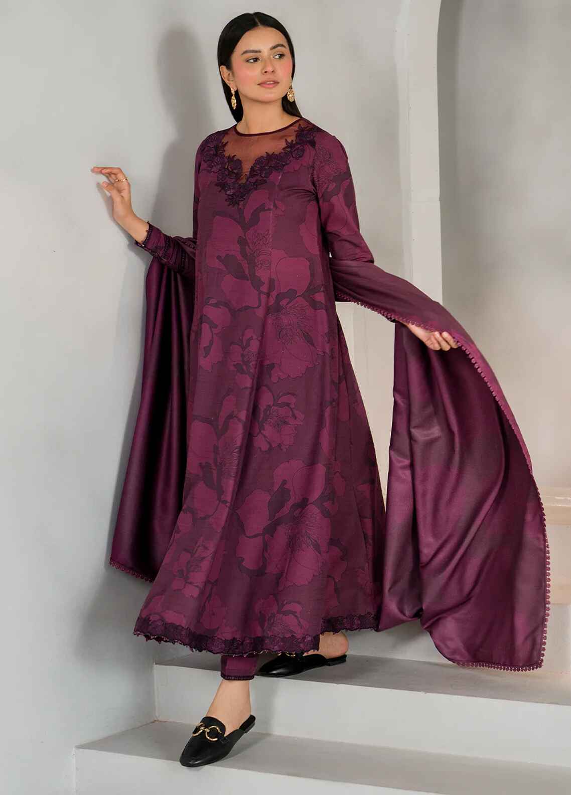 Embroidered Lawn 3 Piece Unstitched Suit IL-UE-351 - Summer Collection