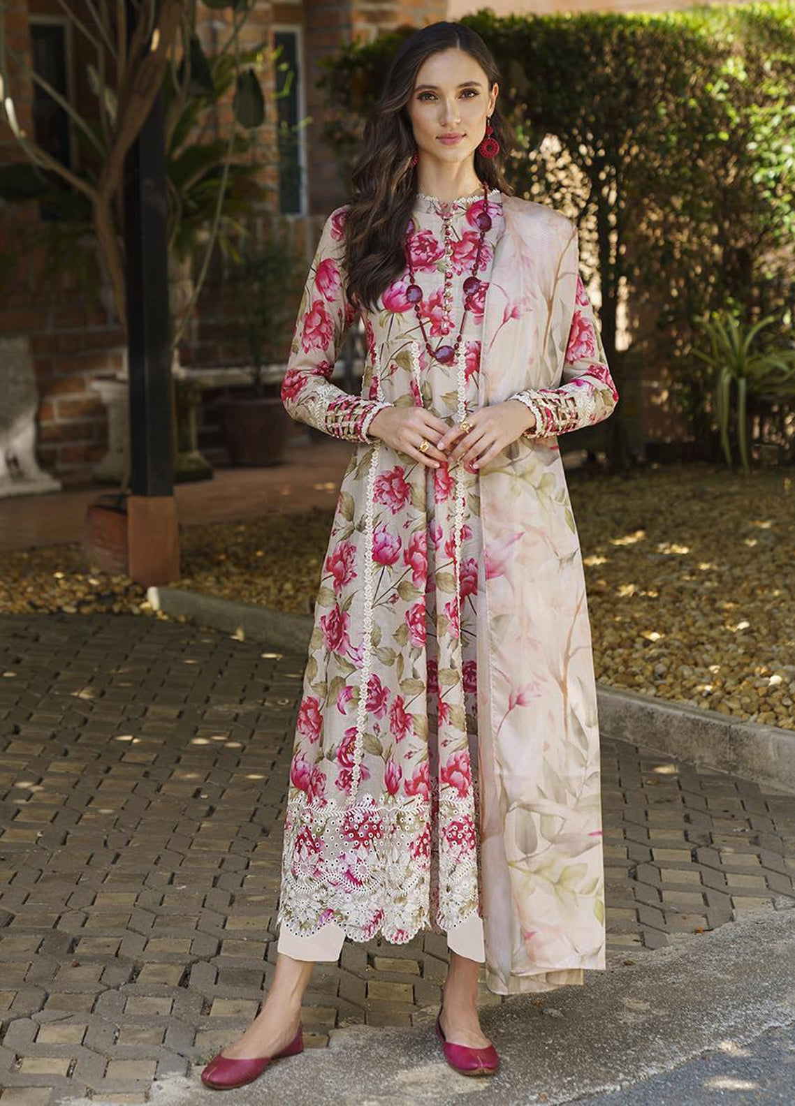 Embroidered Lawn 3 Piece Unstitched Suit IL-UE-210 - Summer Collection