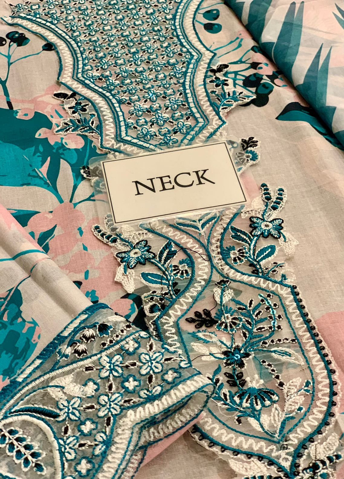 Embroidered Lawn 3 Piece Unstitched Suit AL-Cashmere-24 - Summer Collection