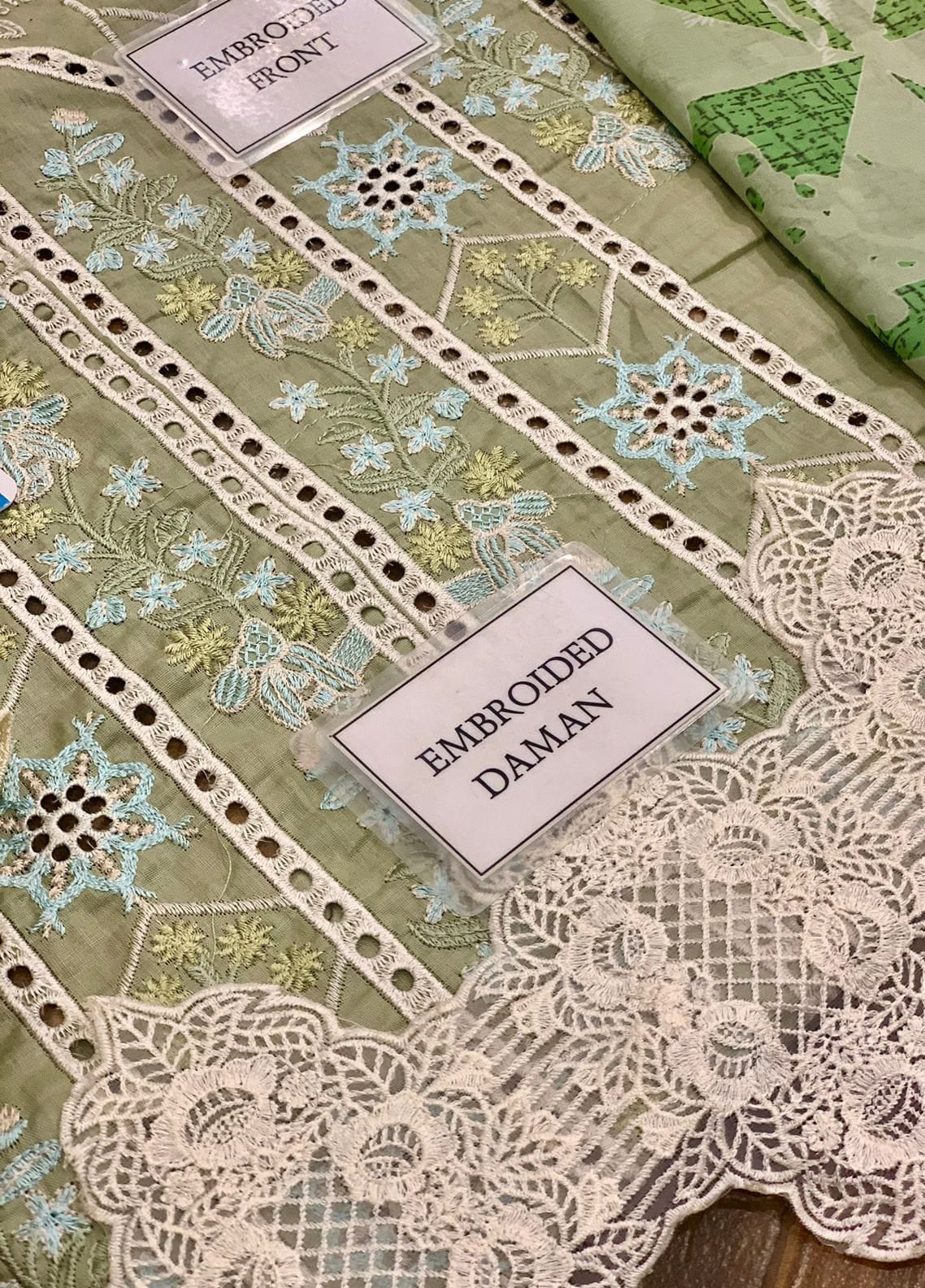 Embroidered Lawn 3 Piece Unstitched Suit ALL-D5522-24 - Summer Collection