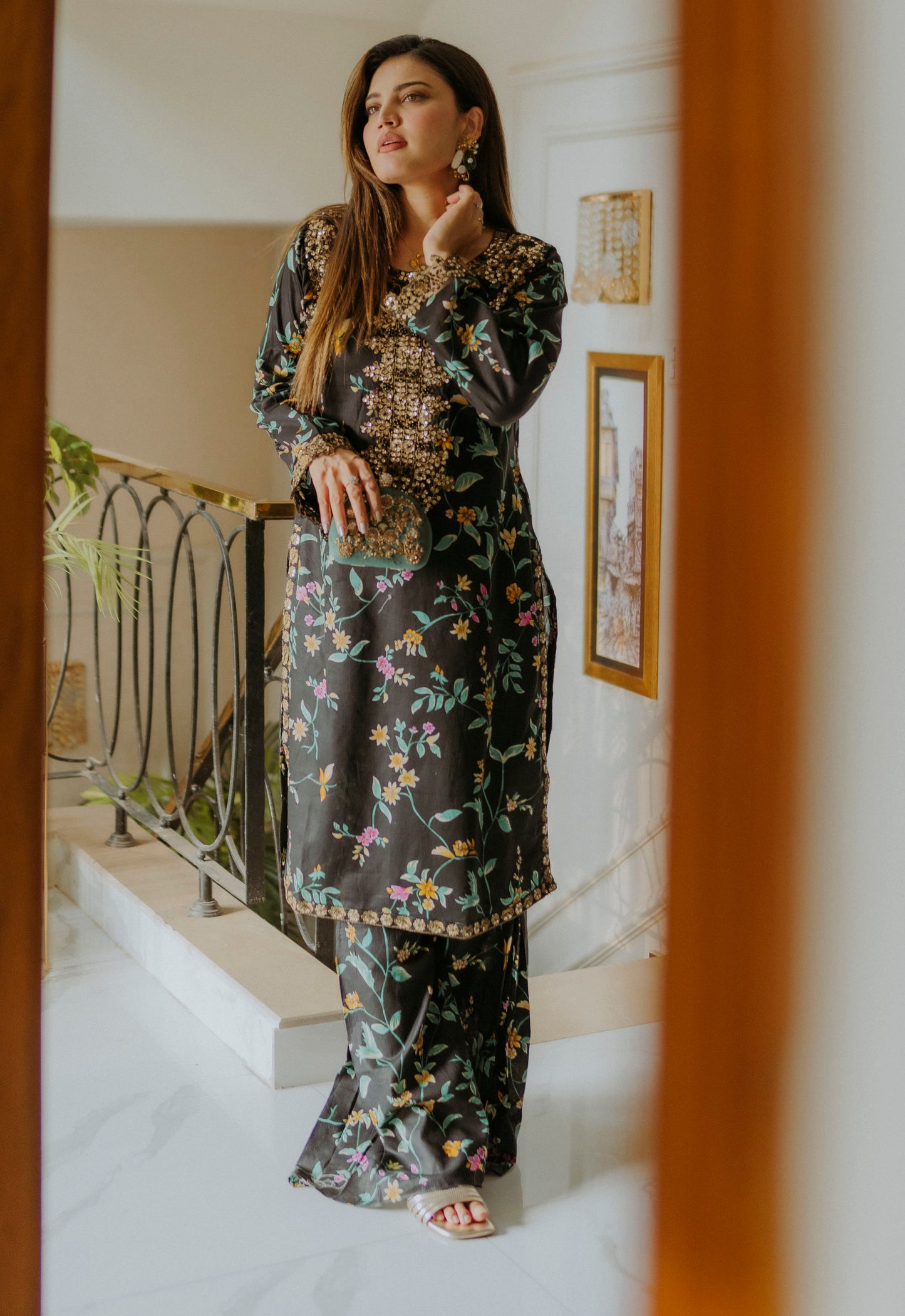Embroidered Lawn 3 Piece Unstitched Suit IL-UE-317 - Summer Collection