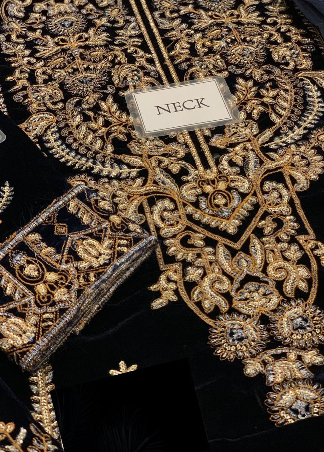 Embroidered Unstitched 3 Piece Velvet Suit AJAMC-D08-22 -Party Wear