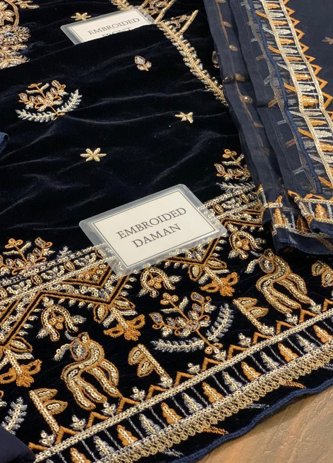 Embroidered Unstitched 3 Piece Velvet Suit AJAMC-D08-22 -Party Wear