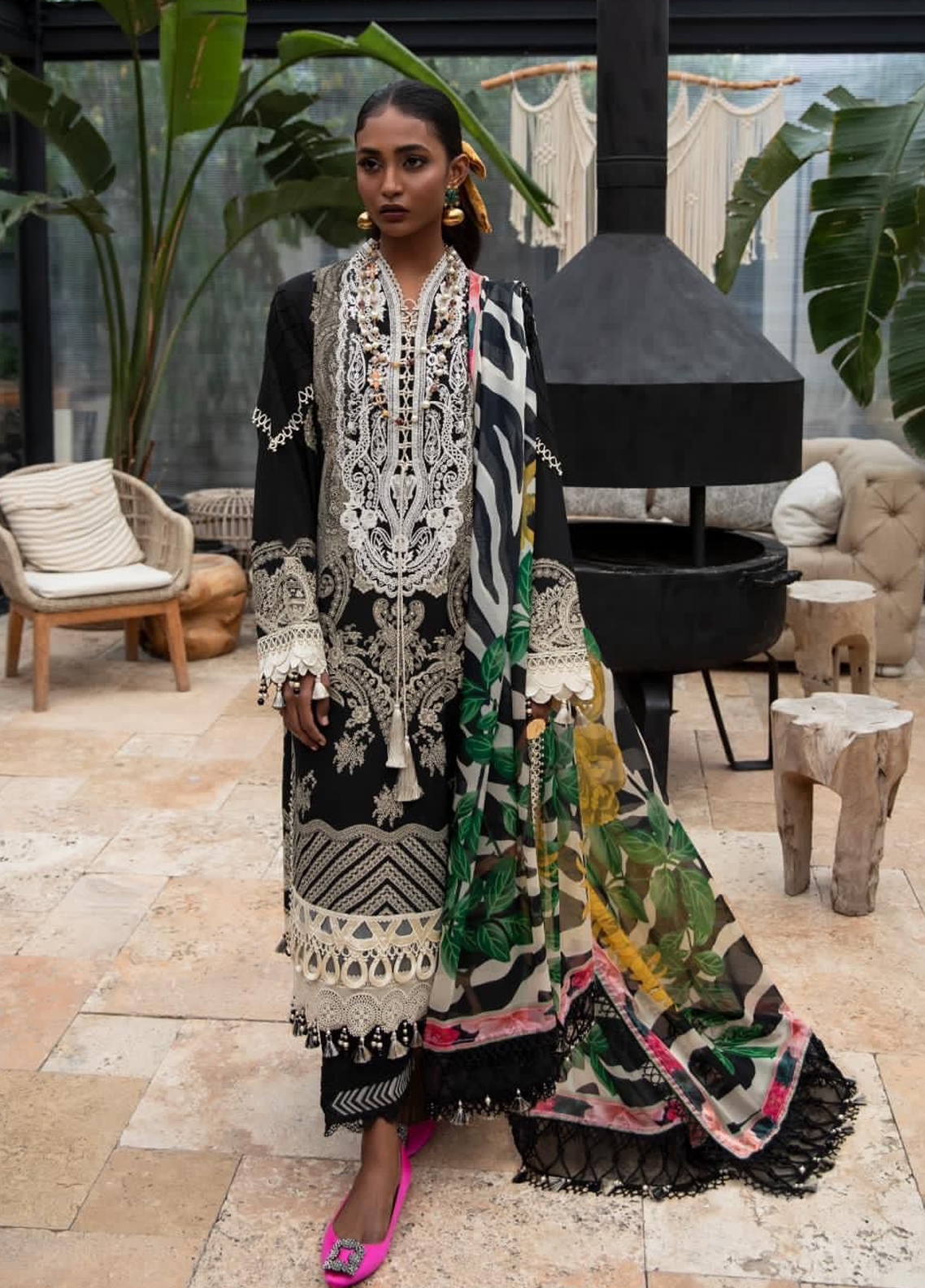 Black Embroidered Lawn 3 Piece Unstitched Suit SSL 09A 22 Summer