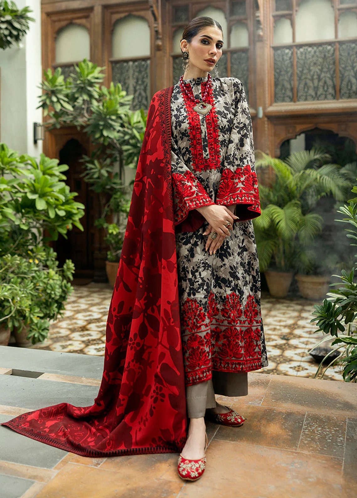 Embroidered Lawn 3 Piece Unstitched Suit ZCL-D04-ZEMASTAN - Summer Collection