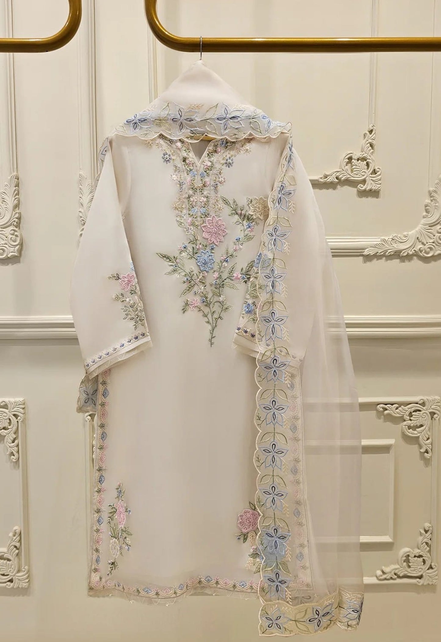 Embroidered Organza 3 Piece Semi Stitched Suit AG-S112013-25 - Party Wear