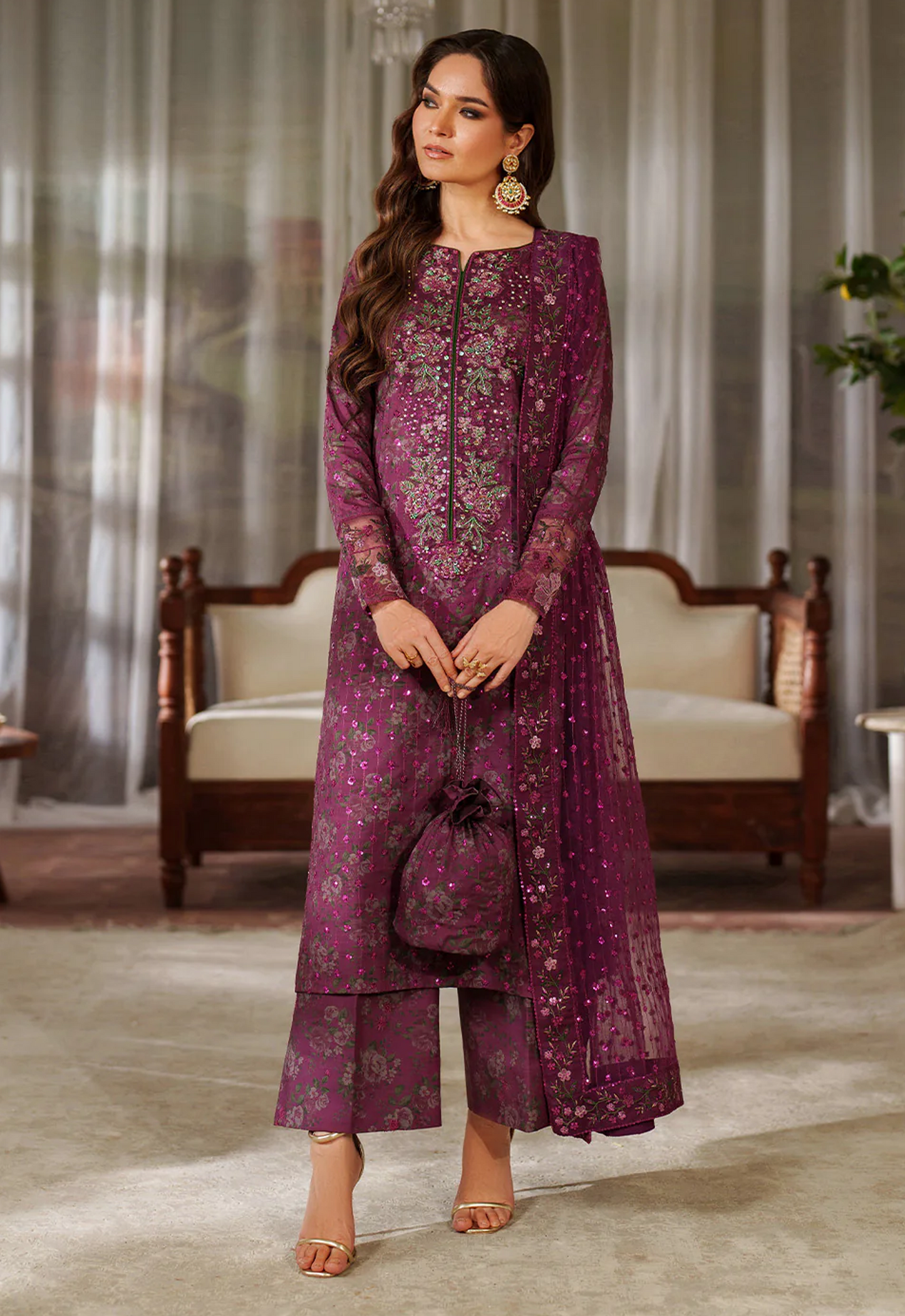 Embroidered Lawn 3 Piece Unstitched Suit IL-UE-538 - Summer Collection
