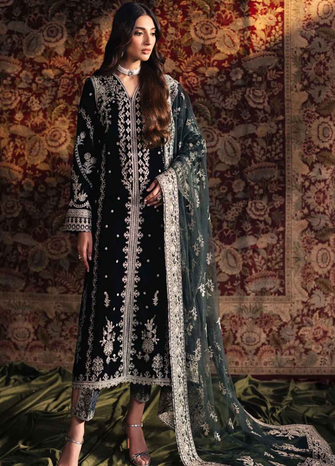 Embroidered Unstitched 3 Piece Velvet Suit QV-BK-03-SAMIRA-24 - Party Wear