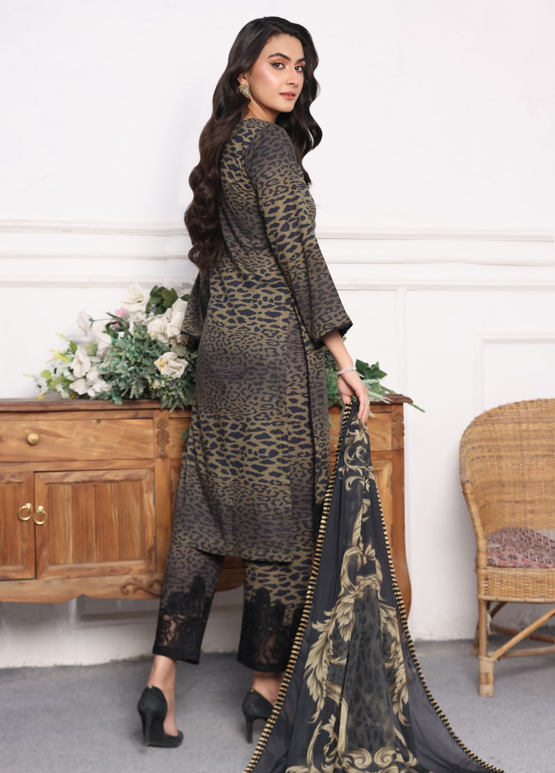 Heer By Polawn Embroidered Stitched 3 Piece Lawn Suit PD-24-104-A- Ready to Wear