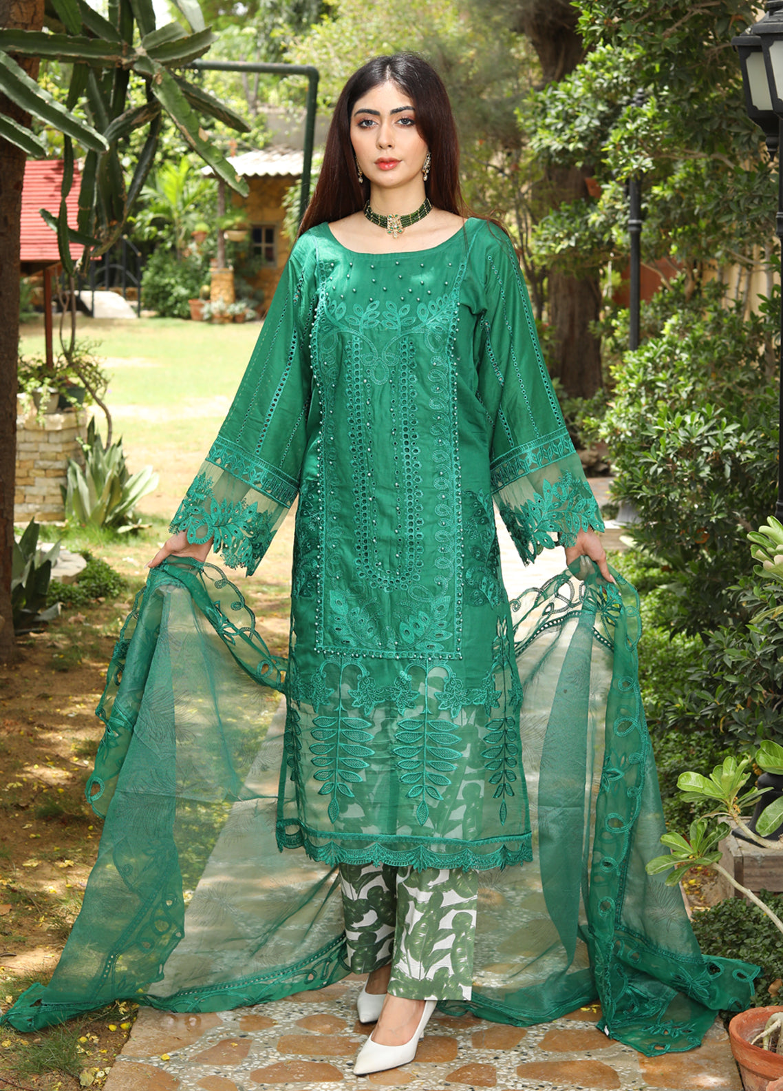 Embroidered Stitched 3 Piece Lawn Suit Design 605 Ready to Wear