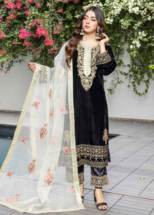 Velvina By Polawn Embroidered Stitched 3 Piece Velvet Suit PD-24-901-Ready to Wear