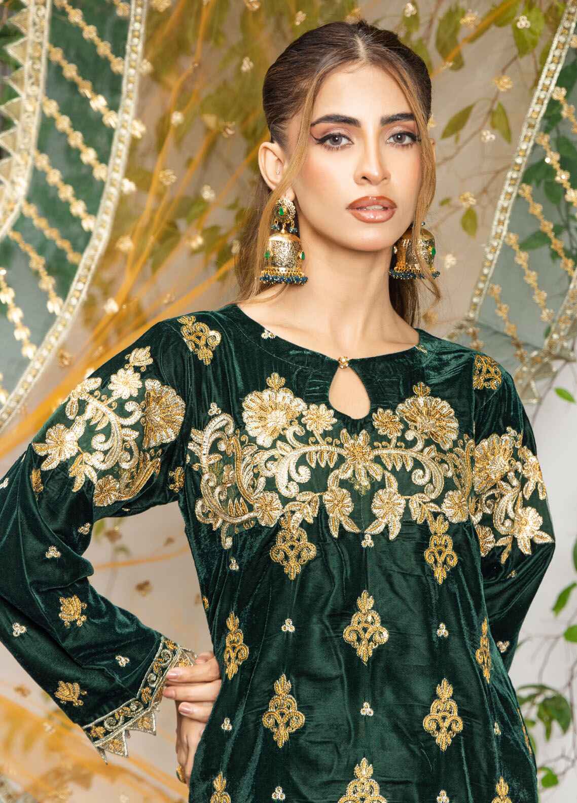 Velvina By Polawn Embroidered Stitched 3 Piece Velvet Suit PD-24-904-Ready to Wear